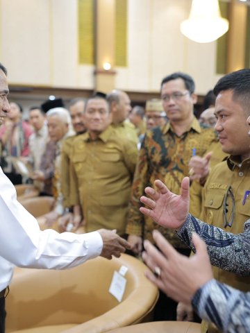 Mentan Amran Kumpulkan 170 Bupati, Perkuat Irigasi dan Perkebunan Jaga Produksi Pangan Nasional.
